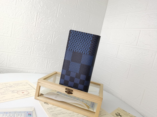 LVコピーウォレット側面デザイン